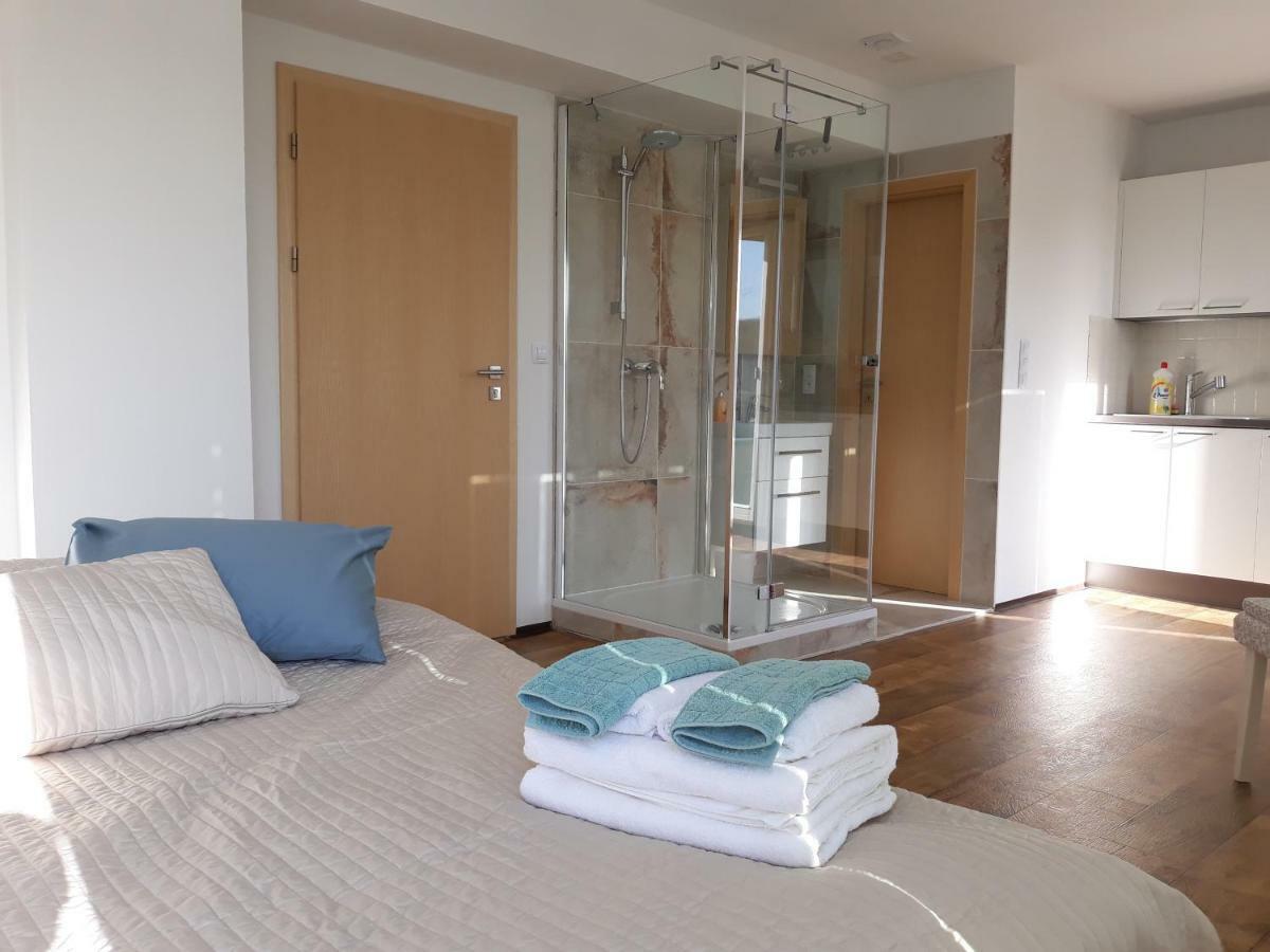 Appartement Cool Studio à Prague Extérieur photo